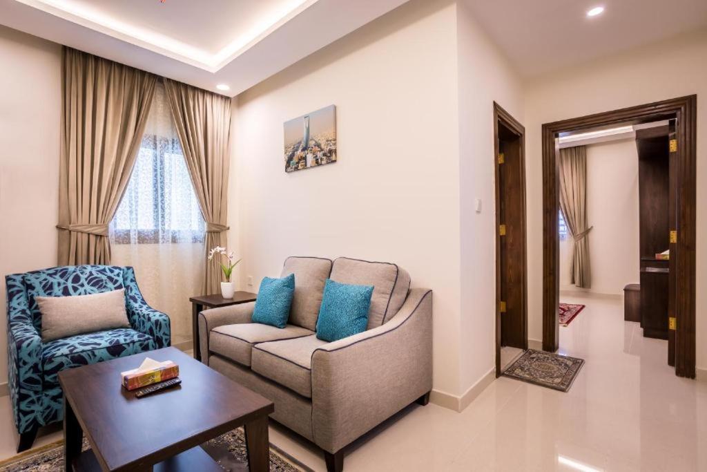 Al Louloah Al Baraqah Furnished Apartments Джедда Экстерьер фото