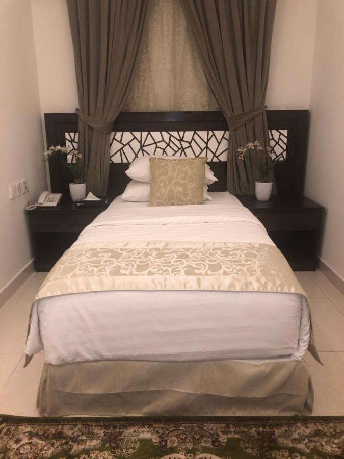 Al Louloah Al Baraqah Furnished Apartments Джедда Экстерьер фото